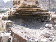 C07-107_Muscat_Tuyan_graves.jpg